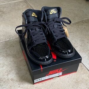 Nike Air boys Black and Gold Sneakers